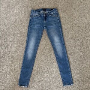 Stylish Blue Skinny Jeans for Women